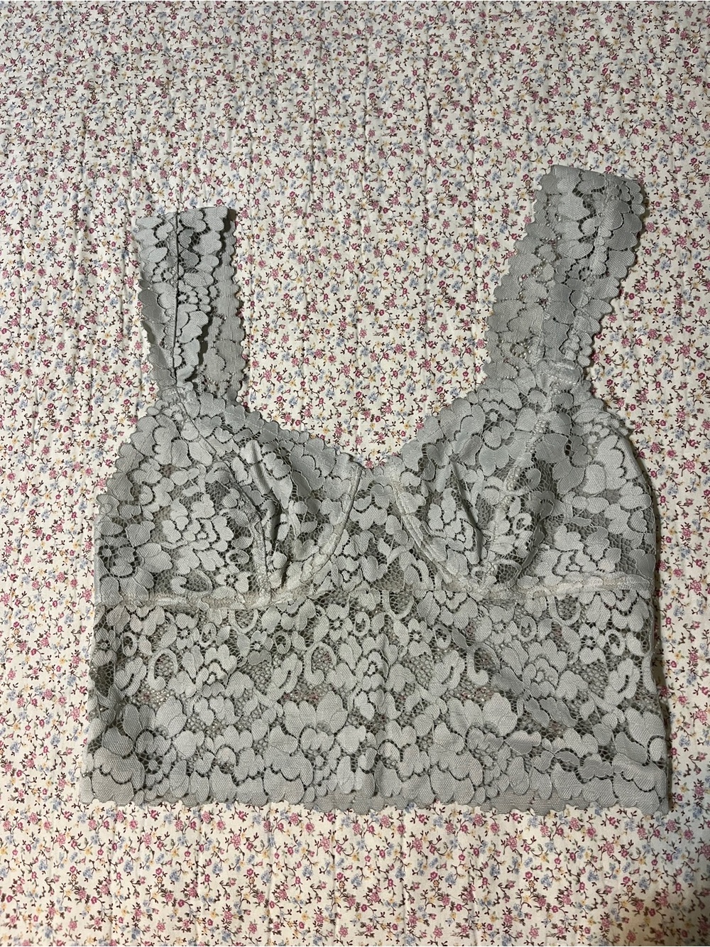 Free People Lace Bralette in Light Gray - Women's Intimates. Medium